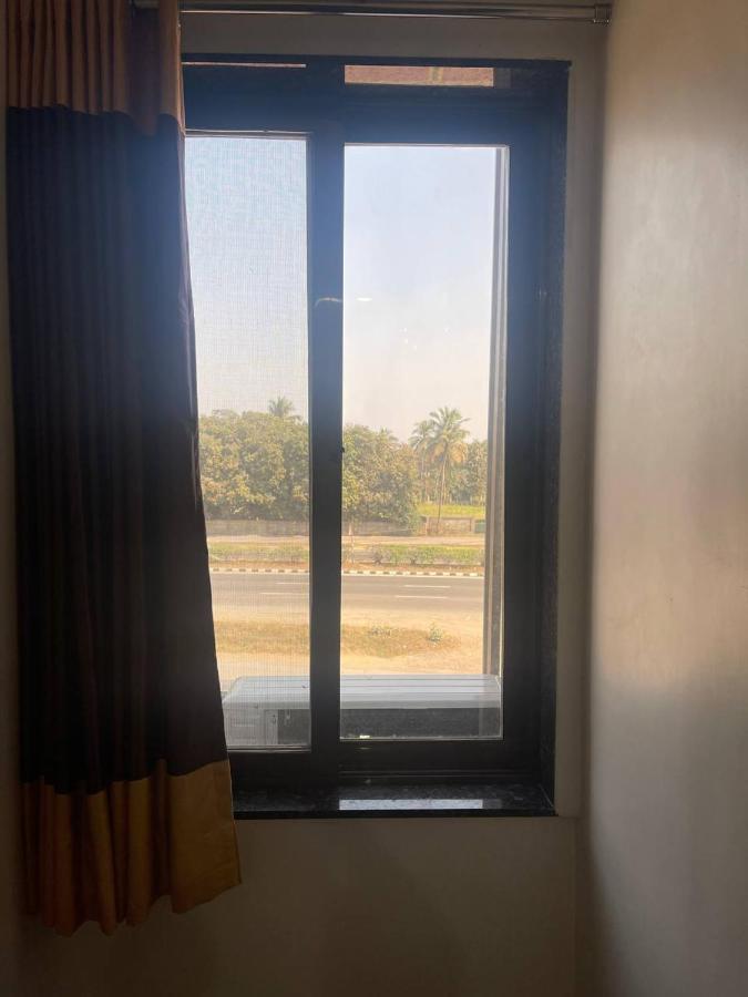 Hotel Nilkanth Navsari 外观 照片
