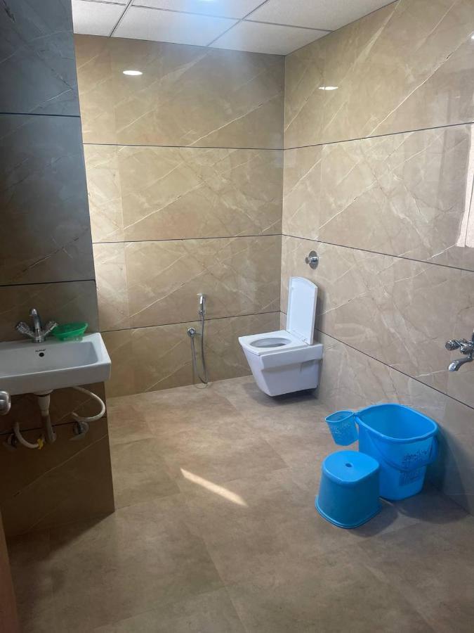 Hotel Nilkanth Navsari 外观 照片