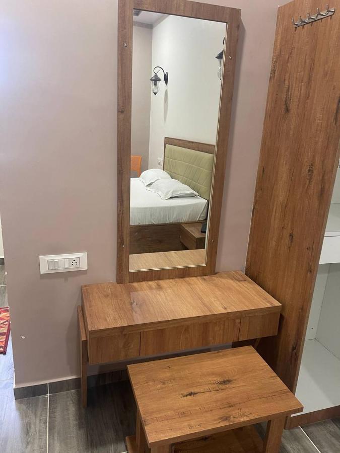 Hotel Nilkanth Navsari 外观 照片